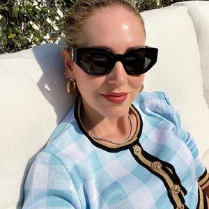 VERSACE BLACK CAT EYE SUNGLASSES-